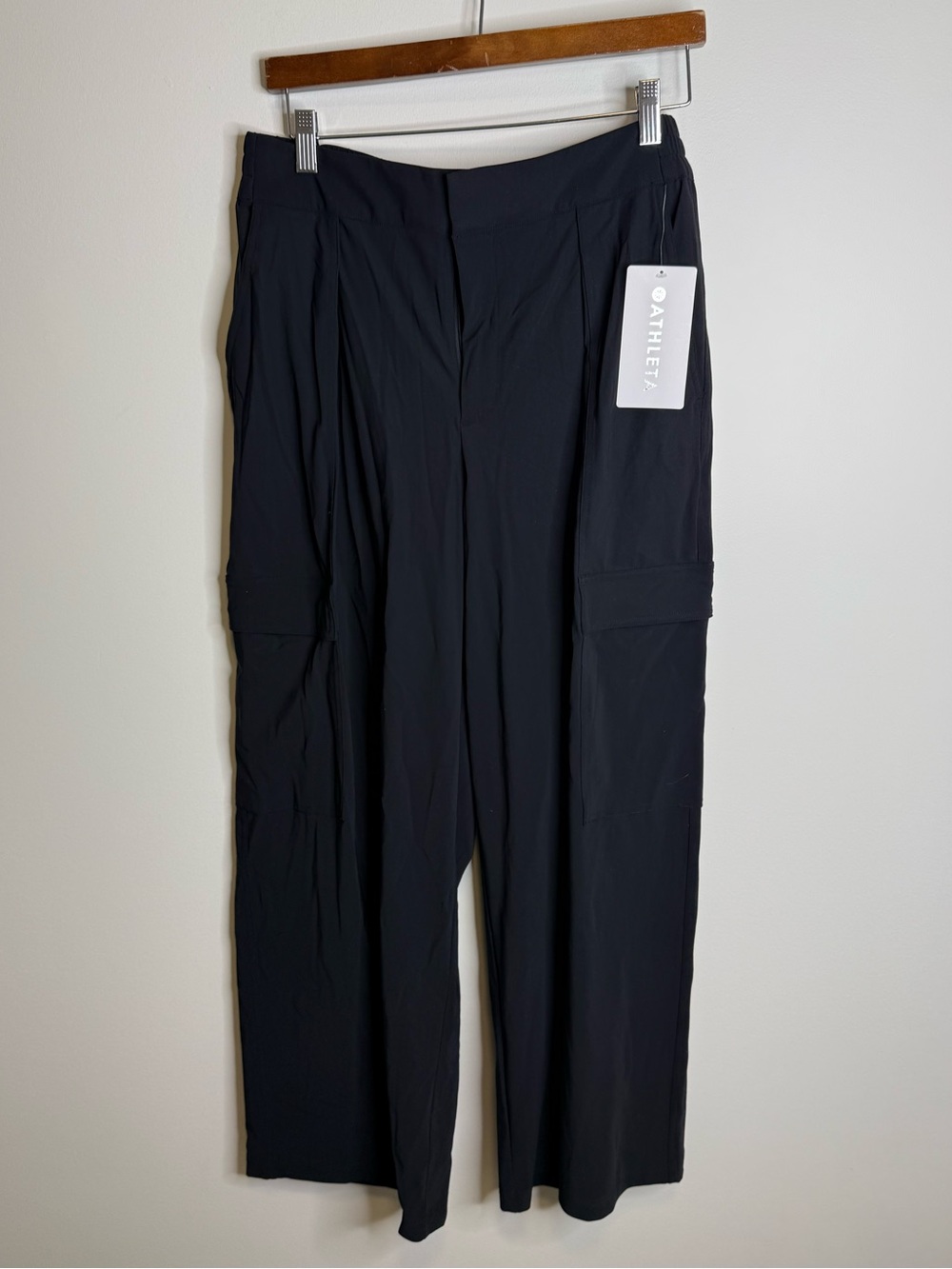 Athleta Pinnacle High Rise Wide Leg Cargo Trouser Pants Black Womens 14 NWT